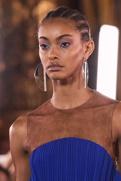Look 130